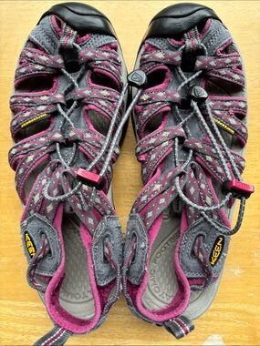 KEEN Whisper women’s athletic sandals